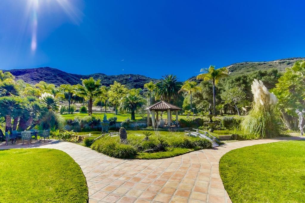 Vineyard Hacienda Hotel Spring Valley  ภายนอก รูปภาพ